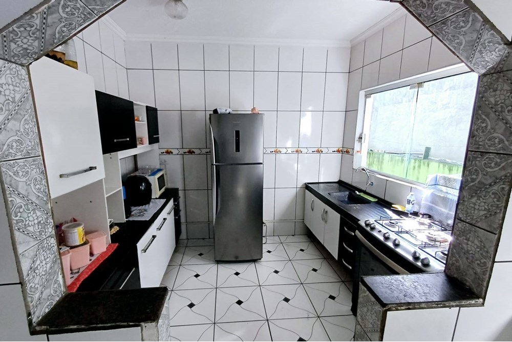 Casa à venda com 2 quartos, 170m² - Foto 3