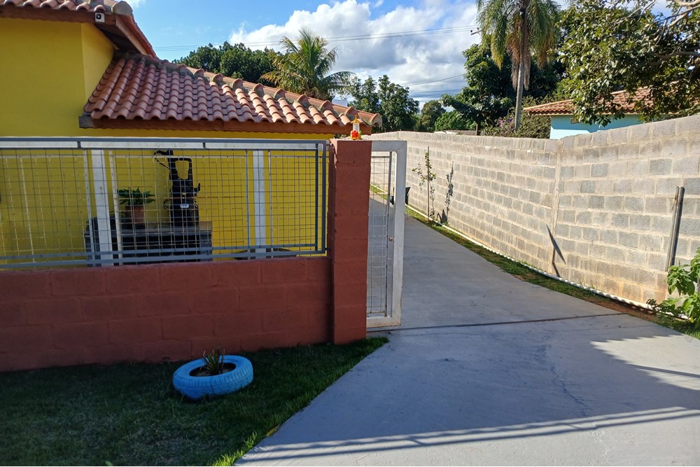 Chácara à venda com 4 quartos, 250m² - Foto 45