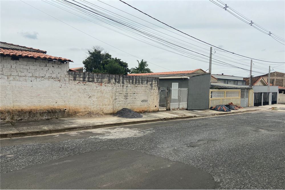 Casa à venda com 4 quartos, 138m² - Foto 3