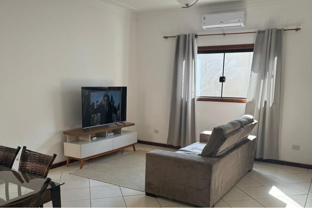 Casa à venda com 3 quartos, 130m² - Foto 3