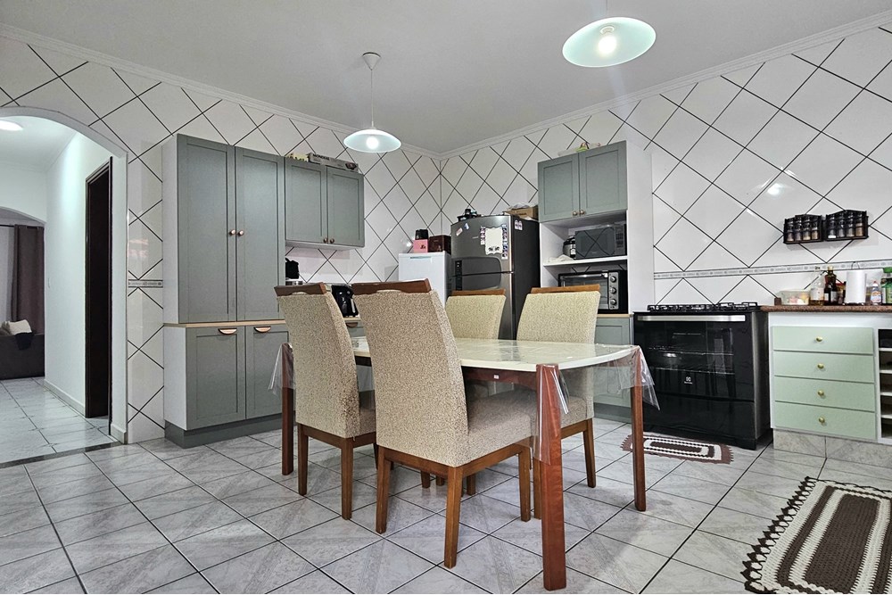 Casa à venda com 3 quartos, 224m² - Foto 9