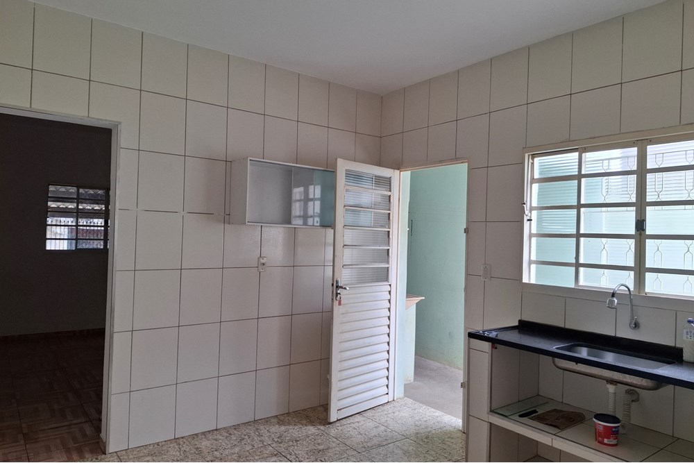 Casa à venda com 2 quartos, 68m² - Foto 11