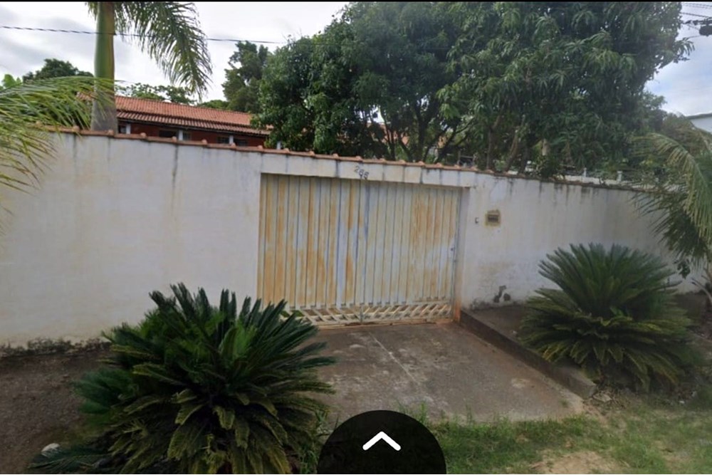 Casa à venda com 2 quartos, 194m² - Foto 1