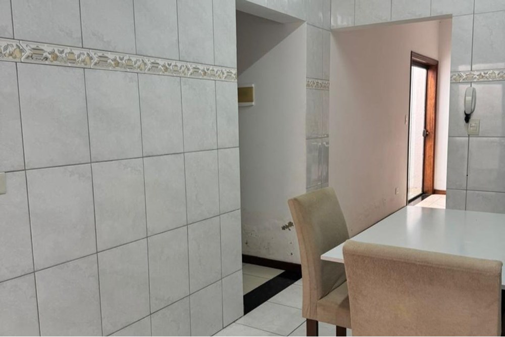 Casa à venda com 3 quartos, 130m² - Foto 5