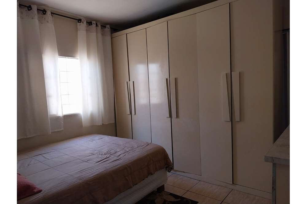 Casa à venda com 2 quartos, 75m² - Foto 8