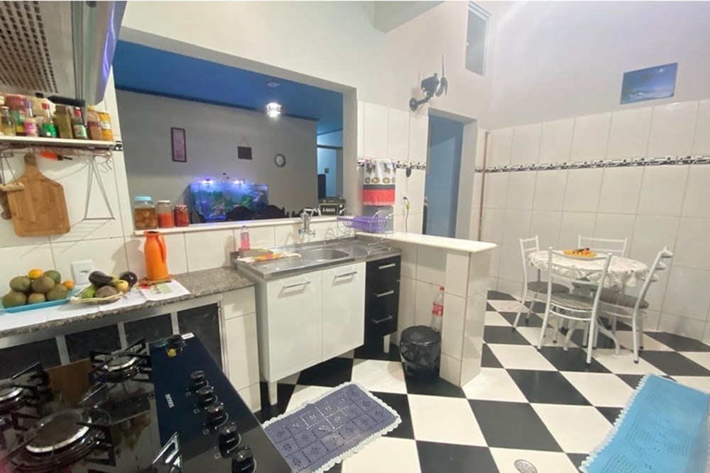 Casa à venda com 2 quartos, 98m² - Foto 18