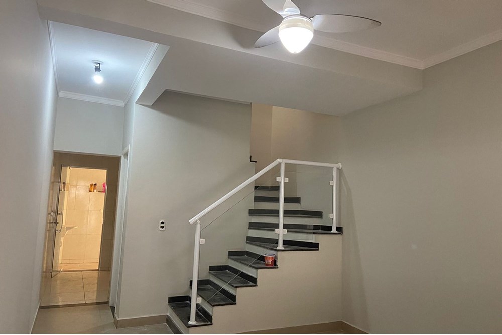Casa à venda com 2 quartos, 75m² - Foto 12