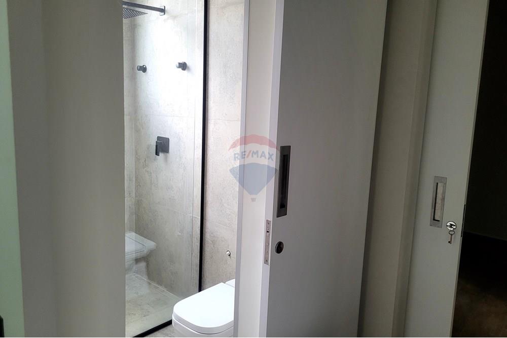 Casa de Condomínio para alugar com 4 quartos, 265m² - Foto 20