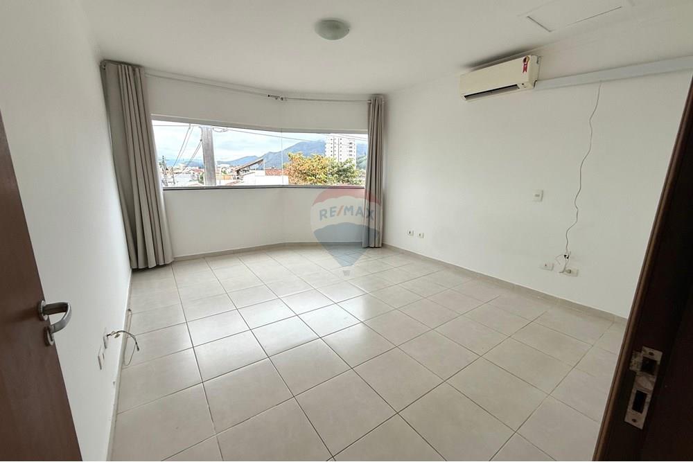 Kitnet - Alugar - Caraguatatuba , São Paulo - WhatsApp Image 2025-08-28 at 11.45.27 (1).jpeg - 690881022-7