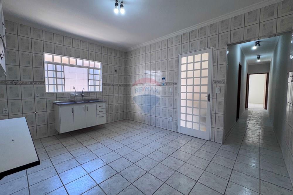 Kitnet - Venda - Botucatu , São Paulo - 9-IMG_6461.jpg - 630481105-222