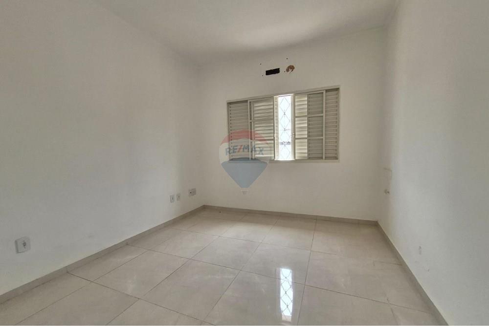 Casa Comercial - Alugar - Botucatu , São Paulo - WhatsApp Image 2026-02-26 at 09.53.43.jpeg - 630111100-59