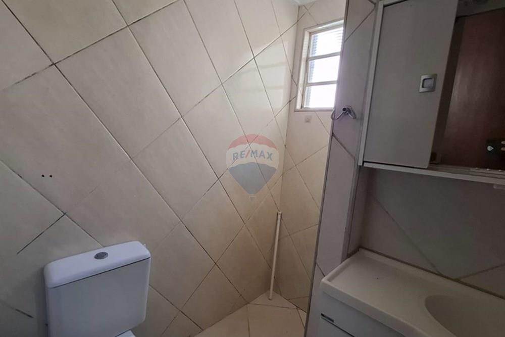 Casa - Alugar - Botucatu , São Paulo - WhatsApp Image 2025-10-16 at 14.50.22 (2).jpeg - 630481079-220