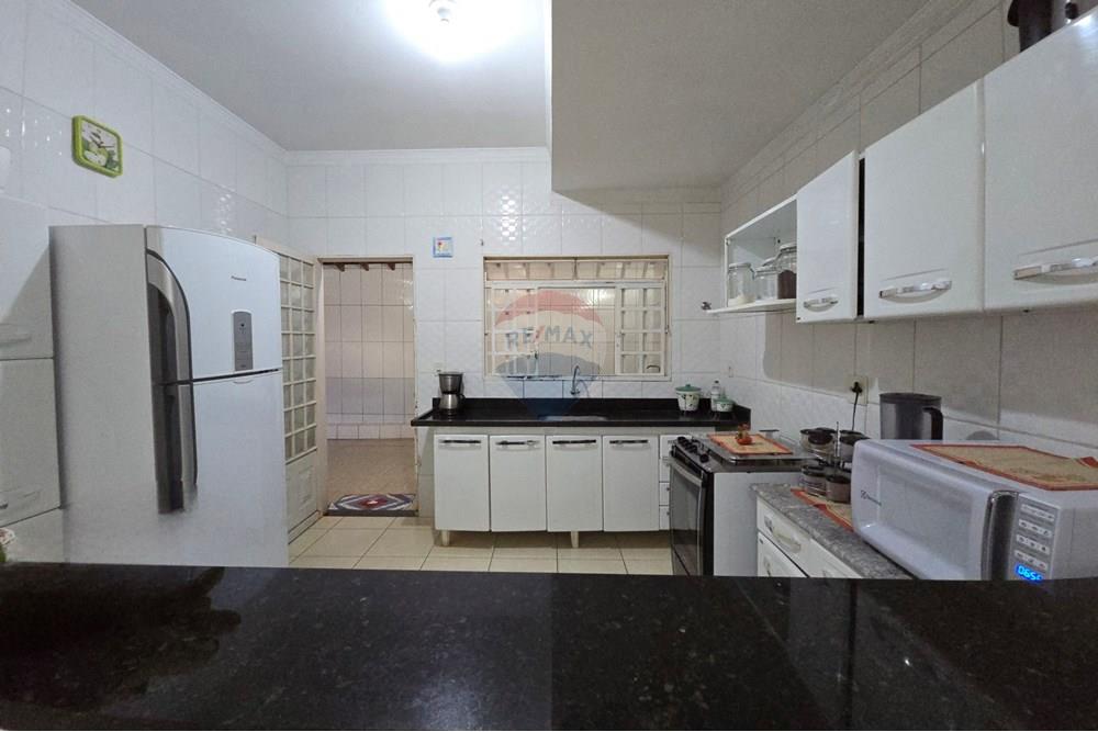 Residential - ਅਲੱਗ ਥਲੱਗ ਬਣਿਆ ਹੋਇਆ ਘਰ - São José do Rio Preto , São Paulo - BR - 20250509_100244.jpg - 631381002-139