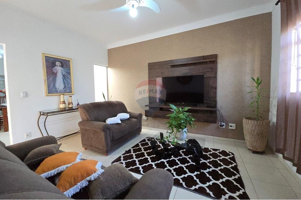 Residential - ਅਲੱਗ ਥਲੱਗ ਬਣਿਆ ਹੋਇਆ ਘਰ - São José do Rio Preto , São Paulo - BR - 20250509_095351.jpg - 631381002-139