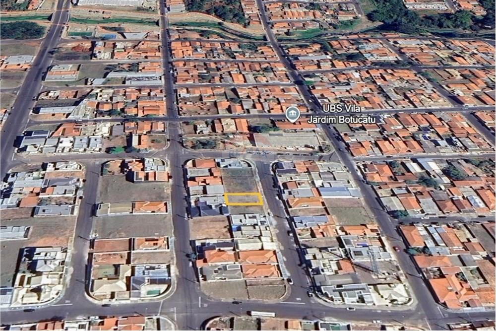 Terreno - Venda - Botucatu , São Paulo - Captura de tela 2025-12-04 154307.jpg - Quintal - 630481103-139