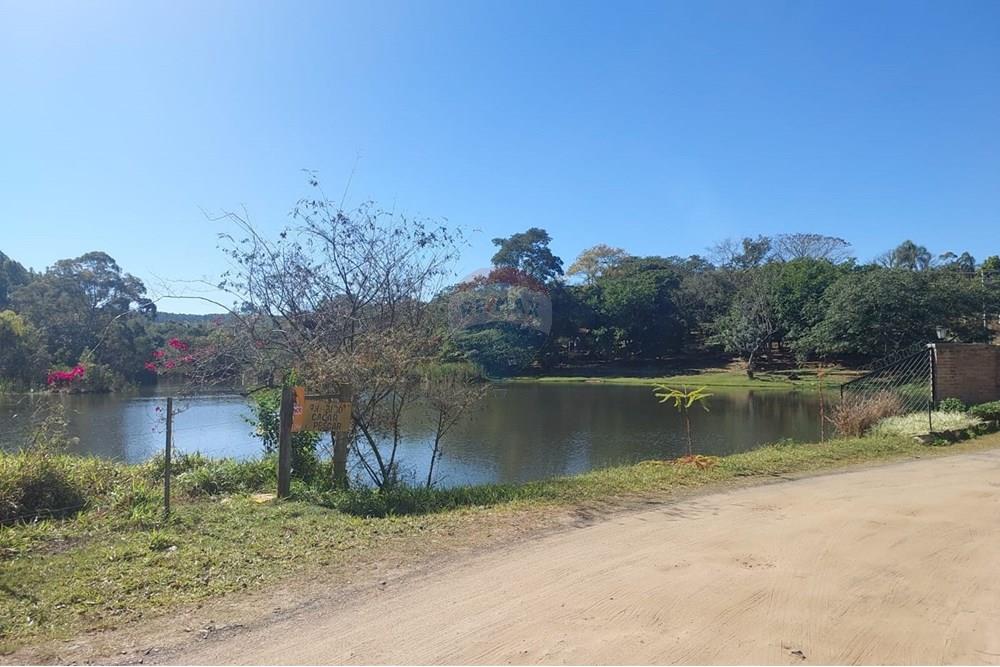 Terreno - Venda - Botucatu , São Paulo - lago na lateral.jpeg - 630111087-18