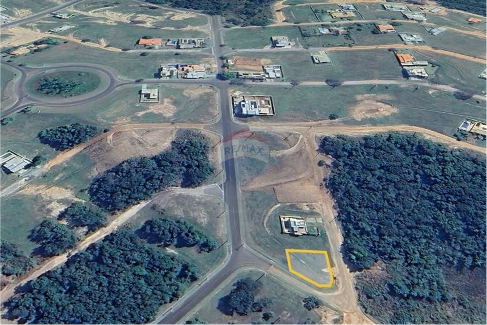 Terreno - Venda - Pardinho , São Paulo - Captura de tela 2025-09-29 113610.jpg - Quintal - 630481103-128