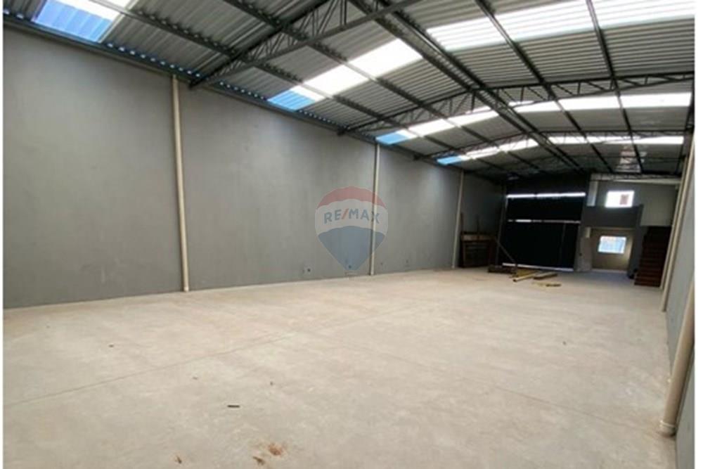 Galpão - Alugar - Botucatu , São Paulo - WhatsApp Image 2025-12-30 at 05.45.33 (1).jpeg - 630481137-47