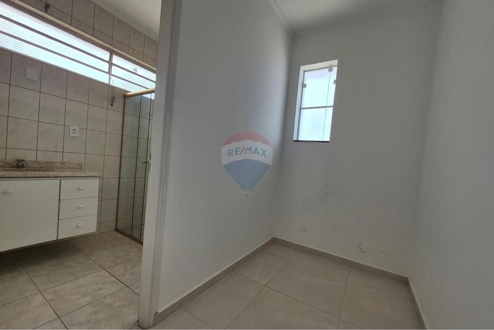 Casa Comercial - Alugar - Botucatu , São Paulo - WhatsApp Image 2026-02-26 at 09.53.42.jpeg - 630111100-59