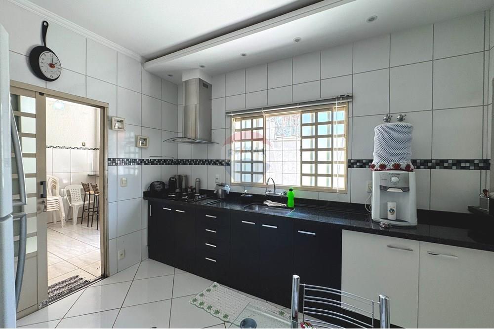 Casa - Venda - Araçatuba , São Paulo - 20251118_155751667_iOS.jpg - 630541040-77