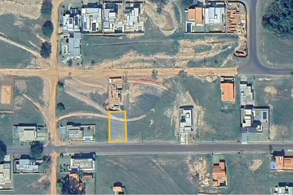 Terreno - Venda - Pardinho , São Paulo - Captura de tela 2025-09-30 100845.jpg - Quintal - 630481103-129