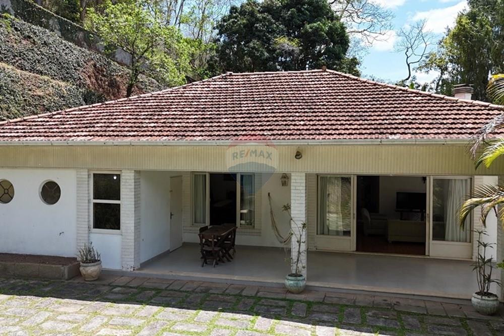 Dzīvojamais - Savrupmāja - Petrópolis , Rio de Žaneiro - BR - Imagem do WhatsApp de 2025-10-12 à(s) 20.54.32_da87f72f.jpg - 631611009-22