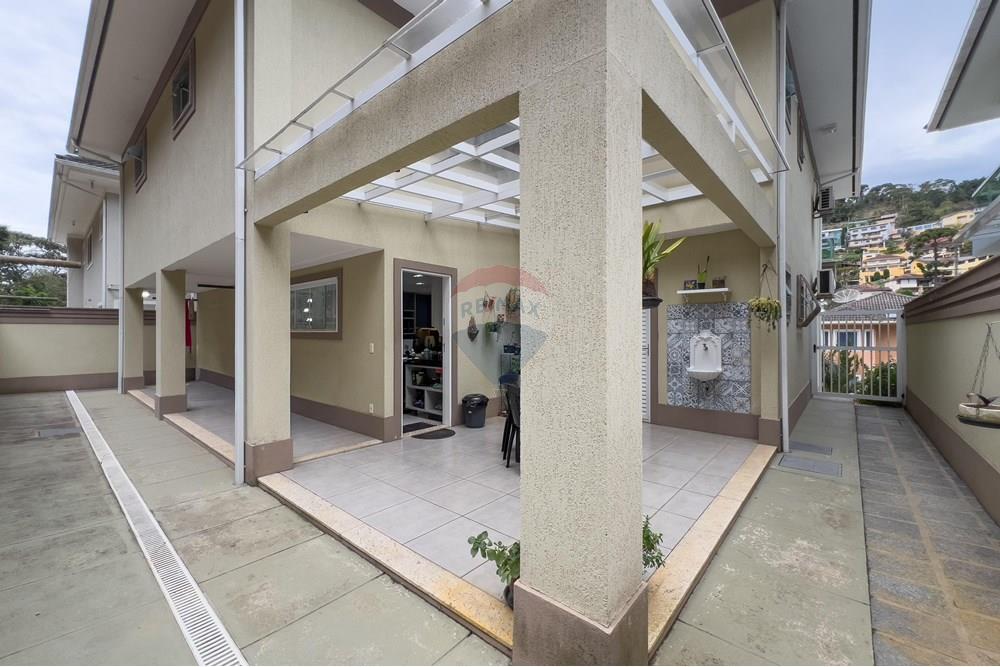 Casa de Condomínio - Venda - Teresópolis , Rio de Janeiro - WhatsApp Image 2025-10-21 at 16.01.12.jpeg - 630191021-133