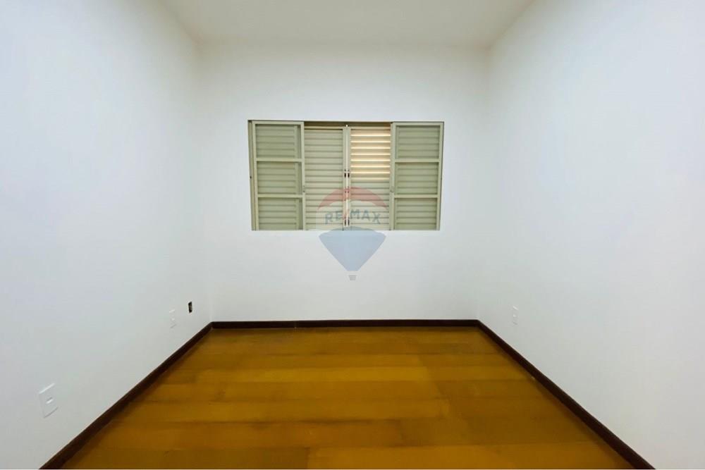 Casa - Alugar - Botucatu , São Paulo - WhatsApp Image 2026-02-05 at 14.15.15 (2).jpeg - 630111007-1413