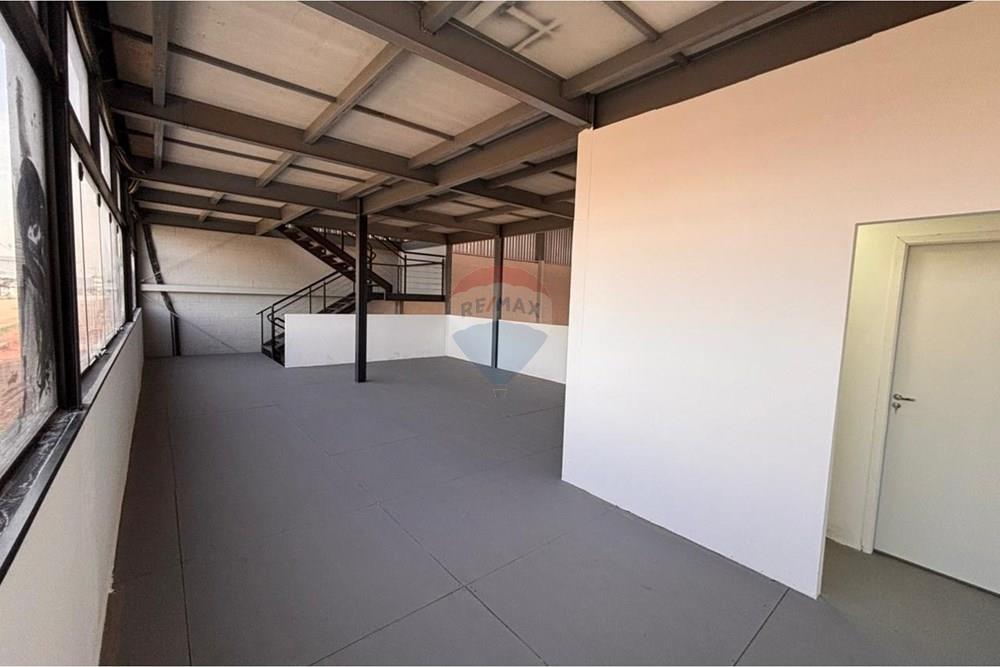 Galpão - Venda - Sorocaba , São Paulo - WhatsApp Image 2026-03-18 at 10.49.23.jpeg - Sala em L - 631641030-6
