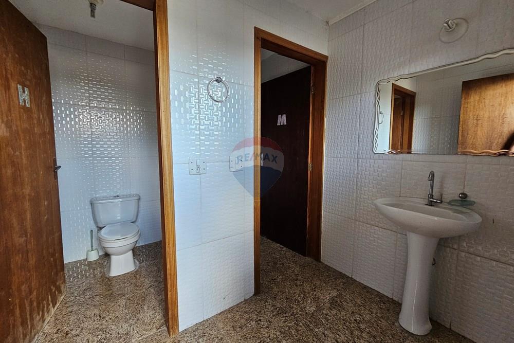 Casa de Condomínio - Venda - Mairiporã , São Paulo - piscina banheiros.jpeg - 631361080-2