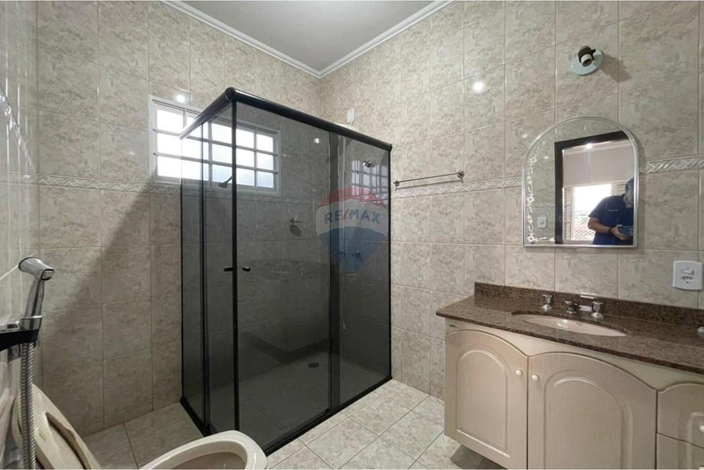 Casa - Venda - Botucatu , São Paulo - WhatsApp Image 2025-12-18 at 09.17.13 (1).jpeg - 630481111-35