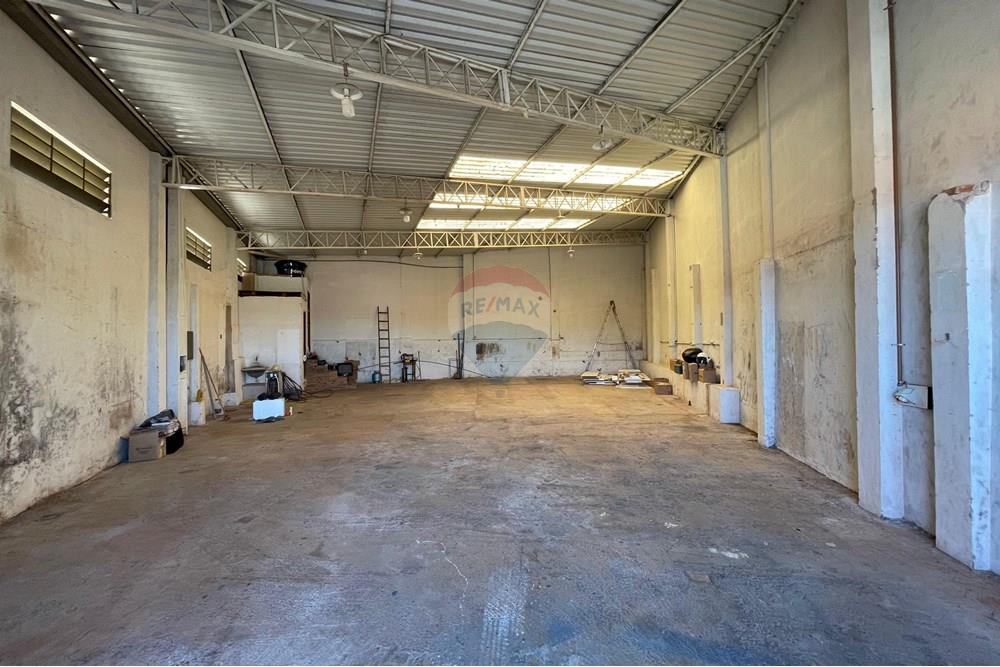 Galpão - Alugar - Botucatu , São Paulo - WhatsApp Image 2025-08-06 at 17.26.47.jpeg - 630481137-200