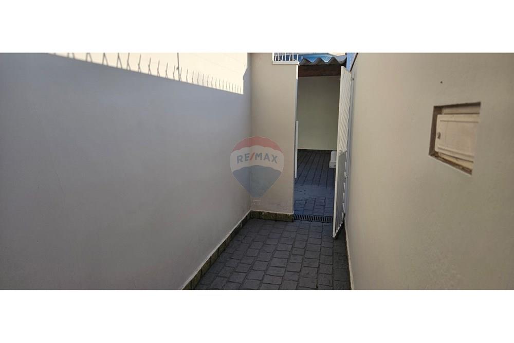 Casa Comercial - Alugar - Mogi das Cruzes , São Paulo - WhatsApp Image 2025-06-29 at 22.22.23 (4).jpeg - Jardim Interno - 631251040-4