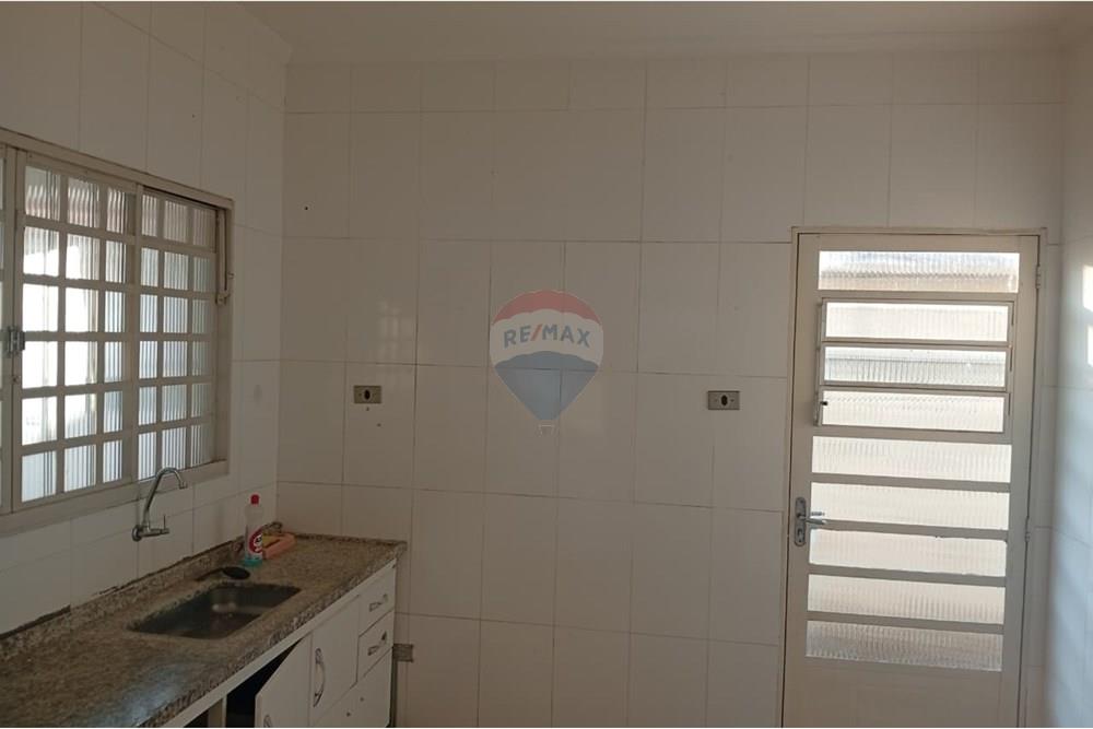 Casa de Vila - Alugar - Lins , São Paulo - WhatsApp Image 2025-10-10 at 17.37.05.jpeg - 631011013-1224