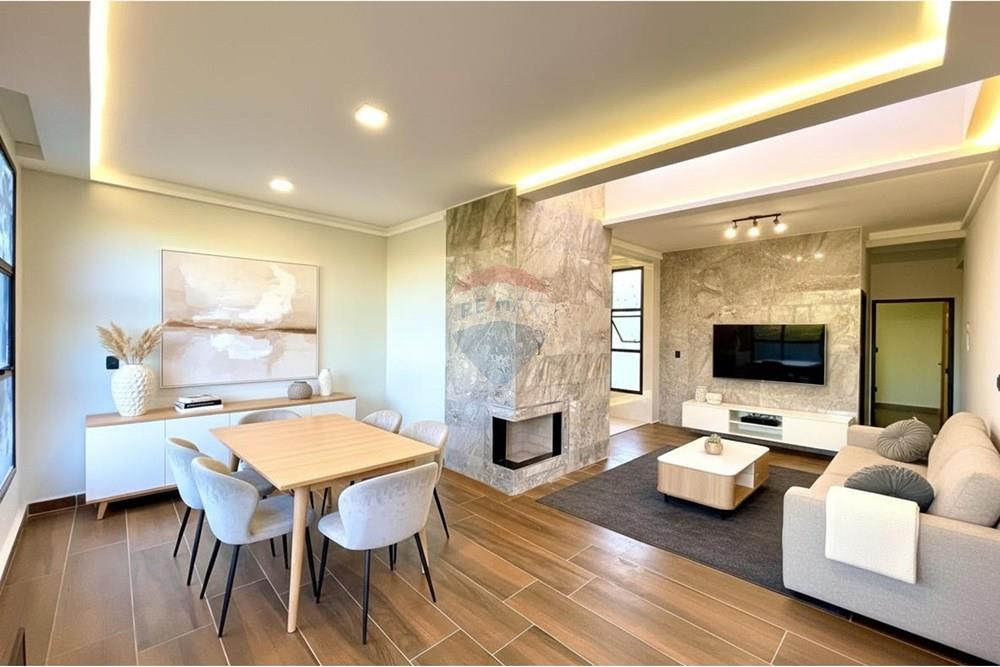 Sobrado - Venda - Botucatu , São Paulo - decorated_room_dining_tv.jpg - 630481111-25