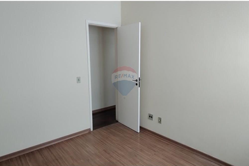 Residential - وحده سكنيه - Nova Friburgo , ريو دي جانيرو - BR - IMG_20241022_113145043_MP.jpg - غرفة نوم رئيسية - 630551023-412