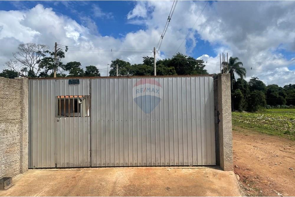 Chácara à venda com 3 quartos, 200m² - Foto 4