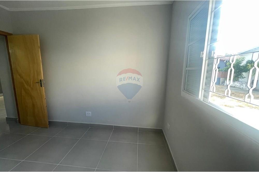 Casa para alugar com 2 quartos, 200m² - Foto 16