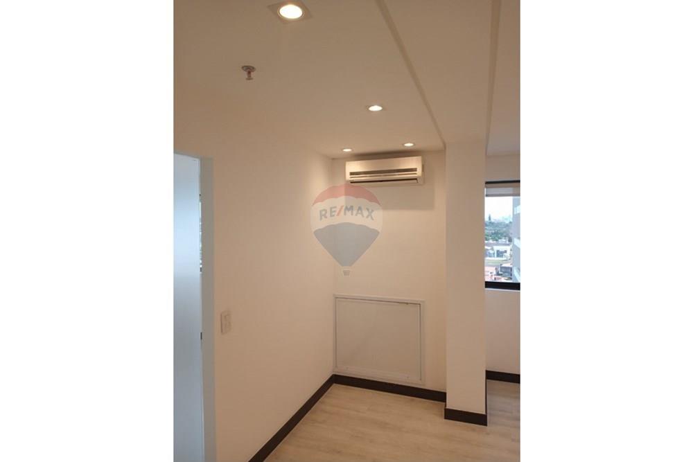 Cj. Comercial/ Sala - Alugar - Sorocaba , São Paulo - WhatsApp Image 2025-07-10 at 14.00.45 (1).jpeg - 630601274-19