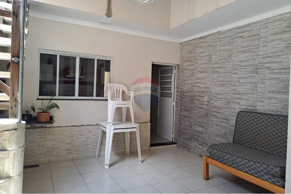 Casa à venda com 2 quartos, 150m² - Foto 16