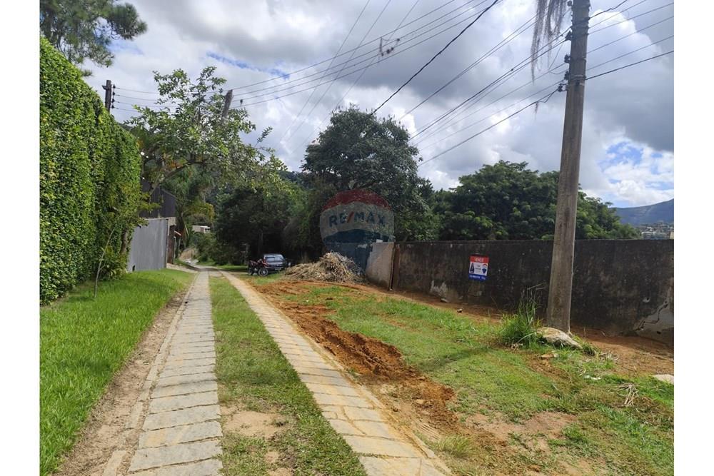 Terreno - Venda - Petrópolis , Rio de Janeiro - Imagem do WhatsApp de 2025-04-13 à(s) 17.37.39_8422cec8.jpg - Jardim Externo - 631611009-3