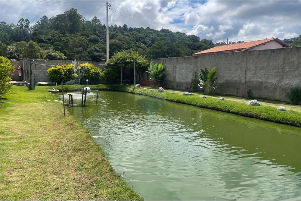 Chácara à venda com 3 quartos, 200m² - Foto 47