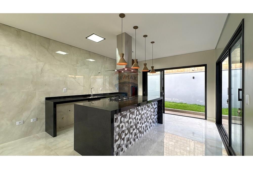 Casa - Venda - Botucatu , São Paulo - 7-DJI_20260227_162138_139.jpg - 630481150-1