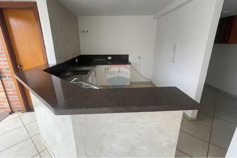 Casa Comercial - Alugar - Sorocaba , São Paulo - WhatsApp Image 2025-10-10 at 10.59.12 (2).jpeg - 630591257-4