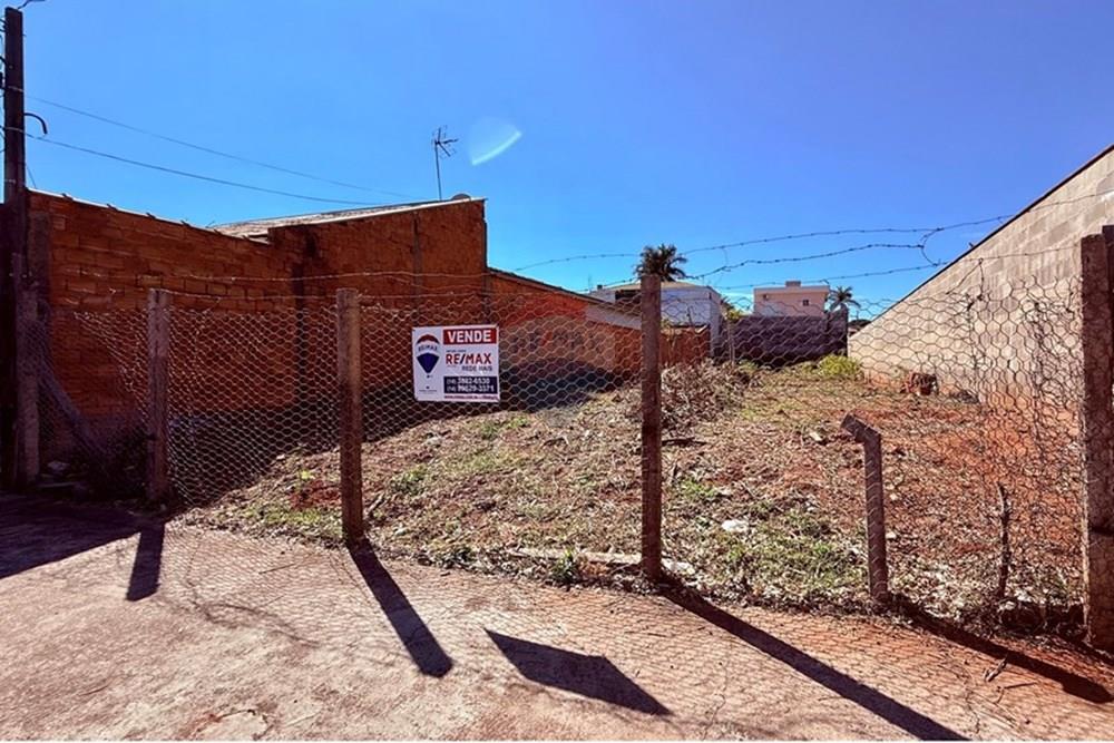 Terreno - Venda - Botucatu , São Paulo - IMG_1268.jpg - Quintal - 630481126-6