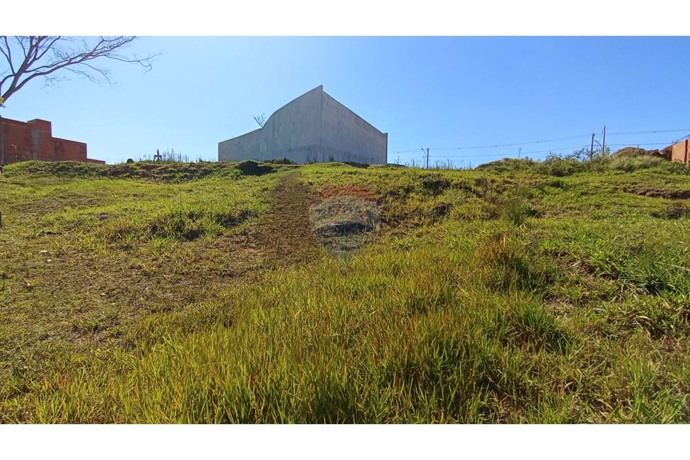 Terreno - Venda - Botucatu , São Paulo - 8-IMG_20251022_145758.jpg - Quintal - 630481103-132