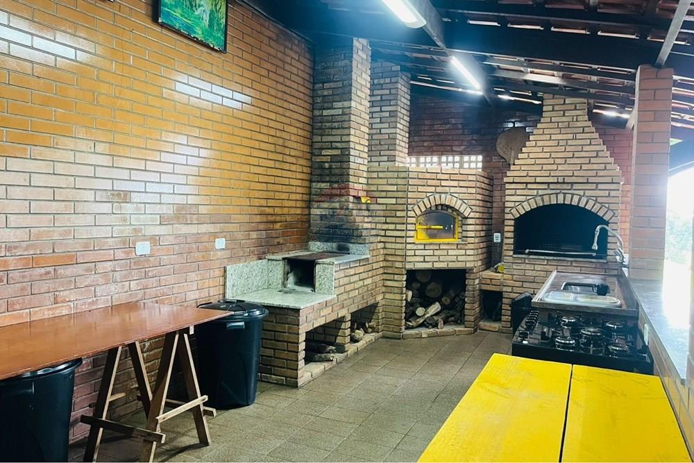 Chácara / Sítio / Fazenda - Venda - Mairiporã , São Paulo - WhatsApp Image 2026-02-15 at 15.05.46 (4).jpeg - Churrasqueira - 631361077-13