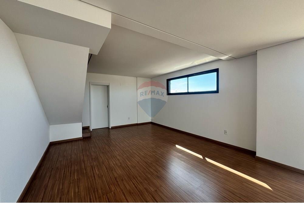 Duplex - Venda - Botucatu , São Paulo - WhatsApp Image 2025-04-23 at 15.42.05.jpeg - 630111086-8