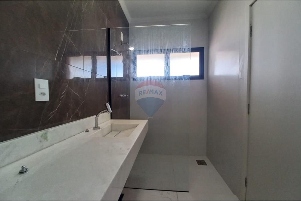 Casa de Condomínio - Alugar - Botucatu , São Paulo - WhatsApp Image 2026-02-18 at 08.26.48 (4).jpeg - 630111007-1471