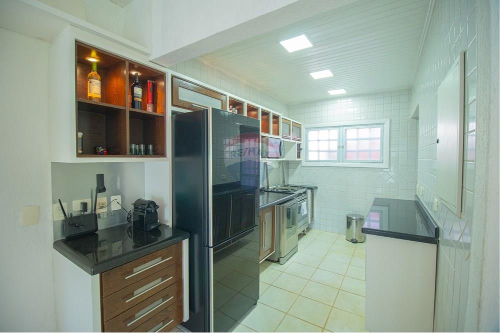 Residential - Byhus - São Sebastião , Sao Paulo - BR - Casa na praia Camburi cozinha .jpg - 631461029-15